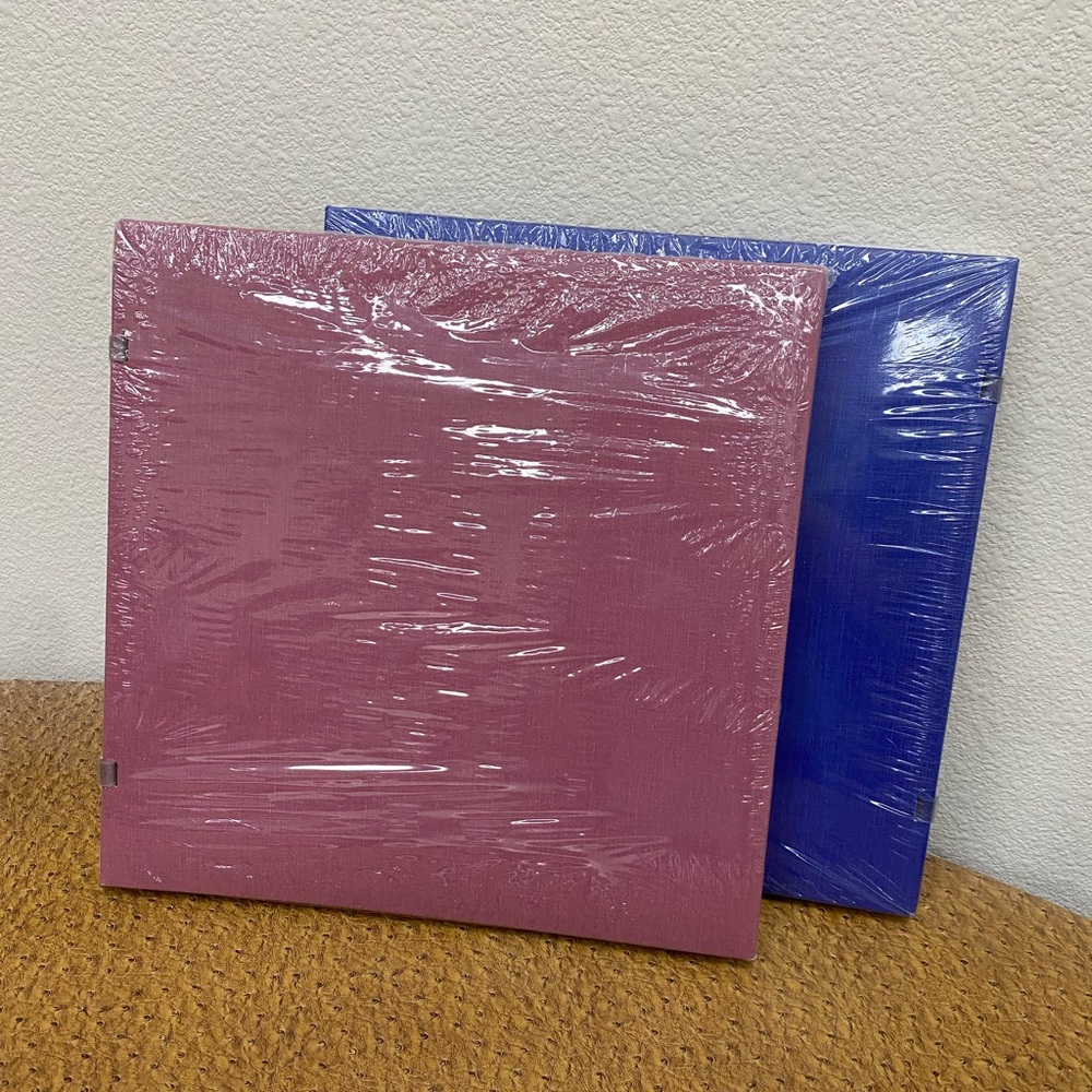 Creative Memories Albums in Blue and mauve with White Pack - Picture 4 of 5
